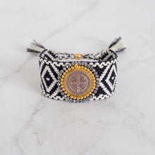 Cargar imagen en el visor de la galería, Pulsera Tejida, San Benito