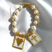 Cargar imagen en el visor de la galería, Pulsera Escapularios Cascabel