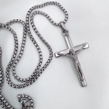 Load image into Gallery viewer, Cruz de Plata | Llena de Gracia Ecuador