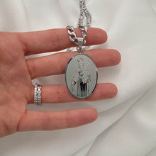 Load image into Gallery viewer, Medallón Virgen del Carmen, Plata