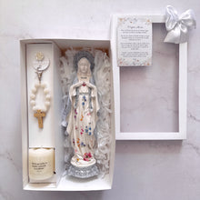 Cargar imagen en el visor de la galería, Virgen del Inmaculado Corazón Celeste | Llena de Gracia Ecuador