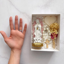 Cargar imagen en el visor de la galería, Mini Kit Virgen de Guadalupe | Llena de Gracia Ecuador