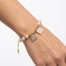 Load image into Gallery viewer, Pulsera Escapularios Oro