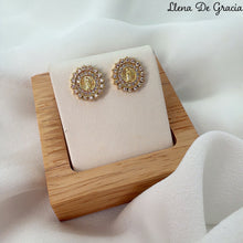 Load image into Gallery viewer, Aretes de Virgen de Guadalupe Oro 14K