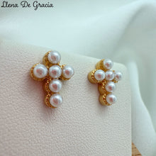 Load image into Gallery viewer, Aretes Cruz de Perlas Oro 14k