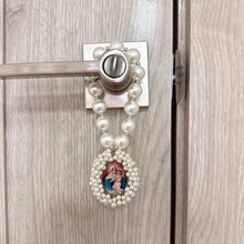 Load image into Gallery viewer, Bendición de Hogar - Virgen Schoenstatt