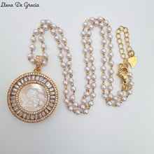 Load image into Gallery viewer, Angelito, Madre Perla, Cristales y Oro 18k