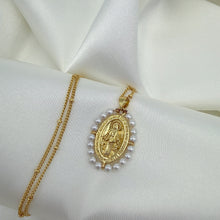 Cargar imagen en el visor de la galería, Virgen Maria Milagrosa, Oro 14k y perlas