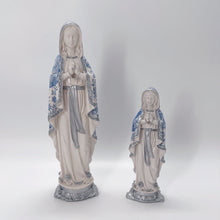 Cargar imagen en el visor de la galería, Virgen de Lourdes Lirio