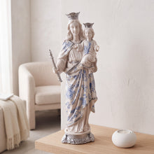 Load image into Gallery viewer, Figura de Virgen María Auxiliadora con flores azules