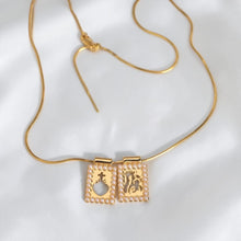 Load image into Gallery viewer, Escapularios Virgen del Carmen y Sagrado Corazón -Oro 14k