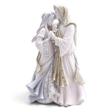Cargar imagen en el visor de la galería, Sagrada Familia El beso de San José, figura religiosa | Llena de Gracia Ecuador