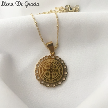 Cargar imagen en el visor de la galería, Cadena con medalla italiana de San Benito | Baño de oro 14k