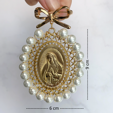 Cargar imagen en el visor de la galería, Bendición de Cuna - Pin de Virgen de Guadalupe Oro 14k