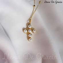 Load image into Gallery viewer, Cadena Cruz de Perlas, baño en Oro 18k