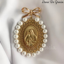 Cargar imagen en el visor de la galería, Bendición de Cuna - Pin de Virgen de Guadalupe Oro 14k