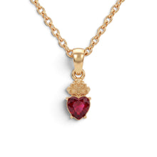 Cargar imagen en el visor de la galería, Collar Llena de Gracia con dije de Sagrado Corazón en cristal rojo y enchapado en oro 18k