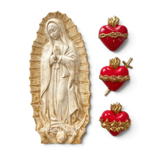 Load image into Gallery viewer, Set de 3 corazones decorativos artesanales | Llena de Gracia Ecuador
