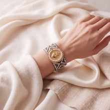Load image into Gallery viewer, Pulsera Corazón Santo
