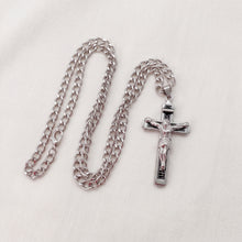 Cargar imagen en el visor de la galería, Crucifijo Cristo Amado, Plata
