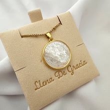 Load image into Gallery viewer, Medalla Cruz de San Benito en Madre Perla – Bisel en Oro 14K
