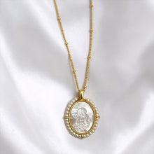 Cargar imagen en el visor de la galería, Angel Guardián, Madre Perla y Oro 18k
