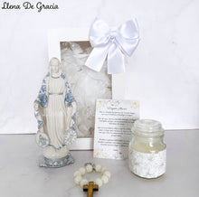 Load image into Gallery viewer, Virgen de la Medalla Milagrosa Lirio
