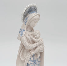 Load image into Gallery viewer, Virgen de la Salud Lirio
