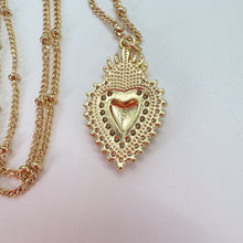 Load image into Gallery viewer, Cadena con Sagrado Corazón, Mini cristales
