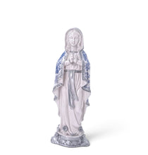 Load image into Gallery viewer, Virgen de Lourdes Lirio, figura religiosa pintada a mano | Llena de Gracia Ecuador
