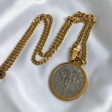 Load image into Gallery viewer, Medallón San Benito Plata y Oro 18k | Llena de Gracia Ecuador
