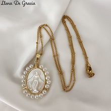 Load image into Gallery viewer, Cadena con dije Virgen Maria con perlas
