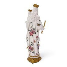 Load image into Gallery viewer, Virgen María Auxiliadora Primaveral, figura religiosa pintada a mano | Llena de Gracia Ecuador
