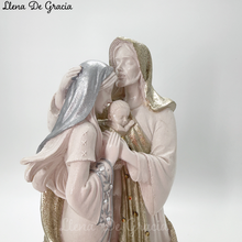 Cargar imagen en el visor de la galería, Sagrada Familia: El beso de San José 32 cm
