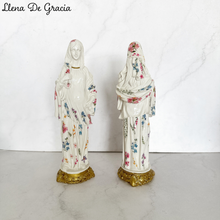 Load image into Gallery viewer, Virgen de la Dulce Espera - Floreada
