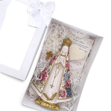 Load image into Gallery viewer, Virgen Aparecida, figura religiosa pintada a mano | Llena de Gracia Ecuador
