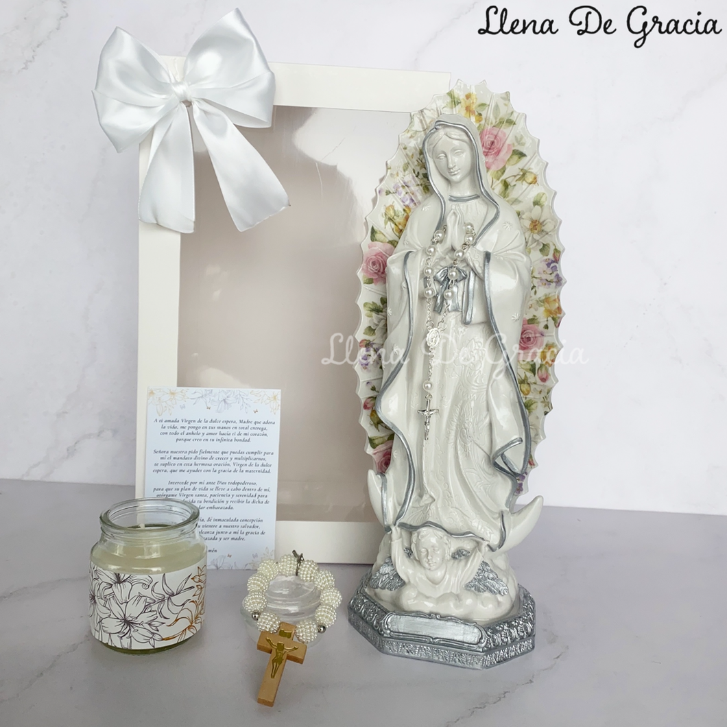 Virgen de Guadalupe Camelia