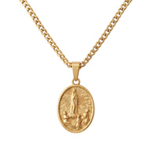 Load image into Gallery viewer, Collar Llena de Gracia con cadena cubana y medalla ovalada de la Virgen de Fátima chapada en oro 14k
