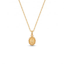 Cargar imagen en el visor de la galería, Collar Llena de Gracia con dije de Virgen de la Medalla Milagrosa en filigrana, laminado en oro 14k.
