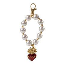 Load image into Gallery viewer, Denario de perlas con Sagrado Corazon
