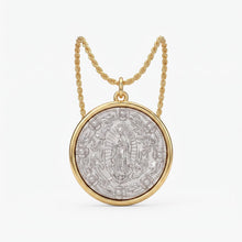 Cargar imagen en el visor de la galería, Collar Llena de Gracia con medalla de la Virgen de Guadalupe en plata esterlina y marco chapado en oro de 18k.
