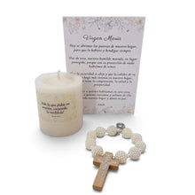 Load image into Gallery viewer, Llena de Gracia gift set with white scented candle, pearl bead rosary keychain, and prayer card for Virgin Mary
