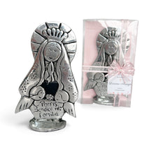 Cargar imagen en el visor de la galería, Figura de Virgencita de Guadalupe Llena de Gracia en peltre de 15 cm con la frase Porfis bendice mi familia y caja
